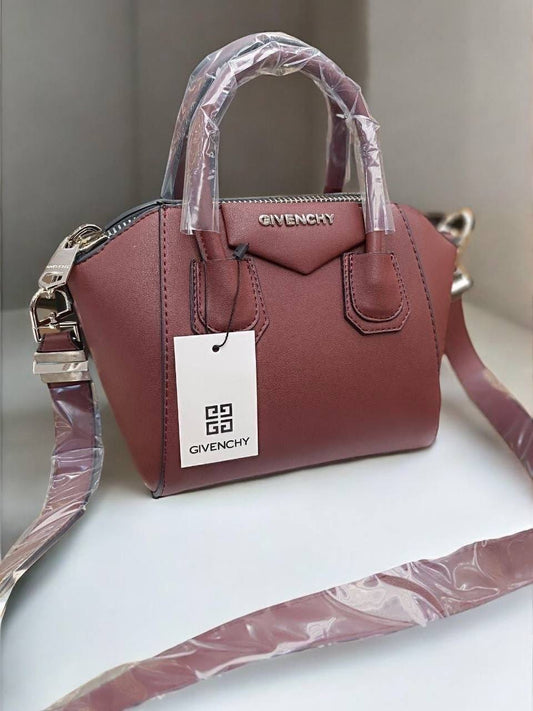 Givenchy torbica
